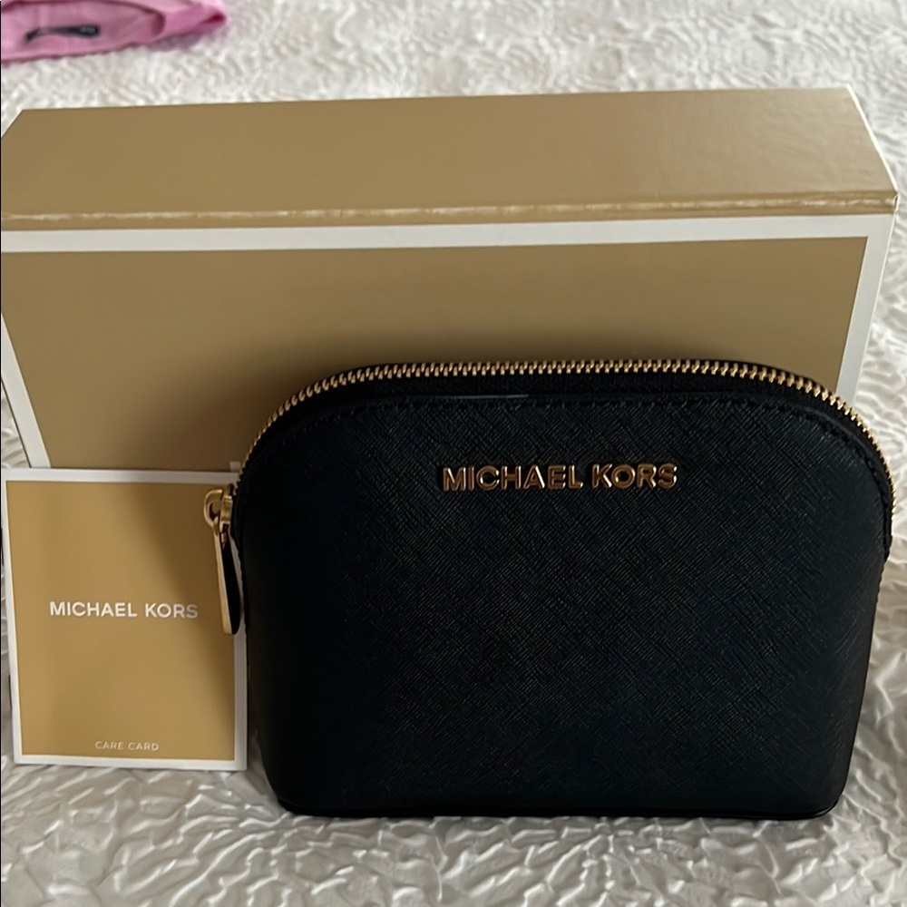 NWOT  Michael Kors Makeup Clutch